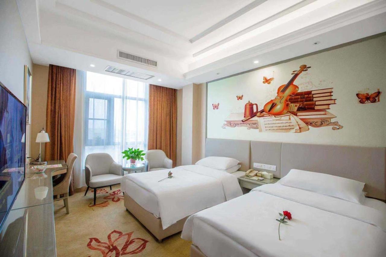 Vienna Hotel Nanyang People Road Zewnętrze zdjęcie