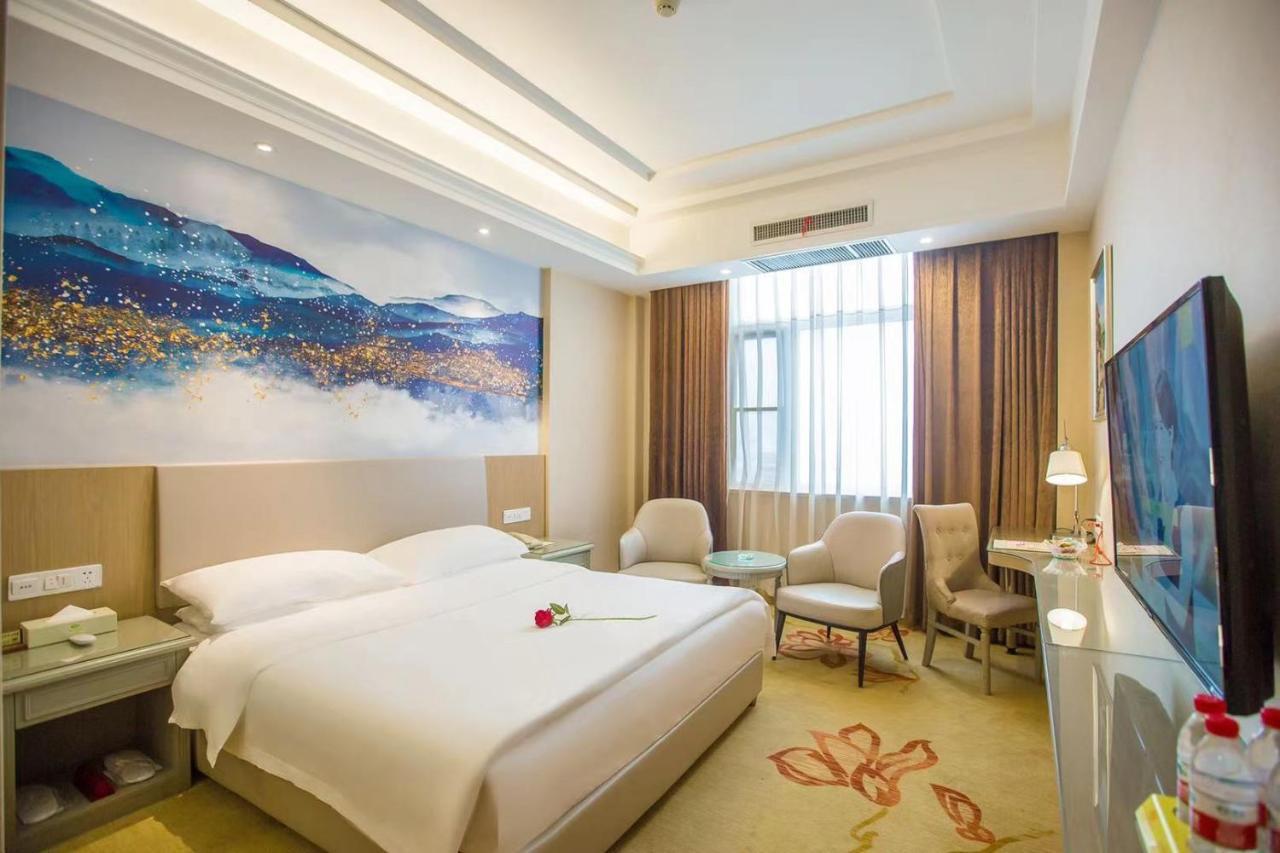 Vienna Hotel Nanyang People Road Zewnętrze zdjęcie
