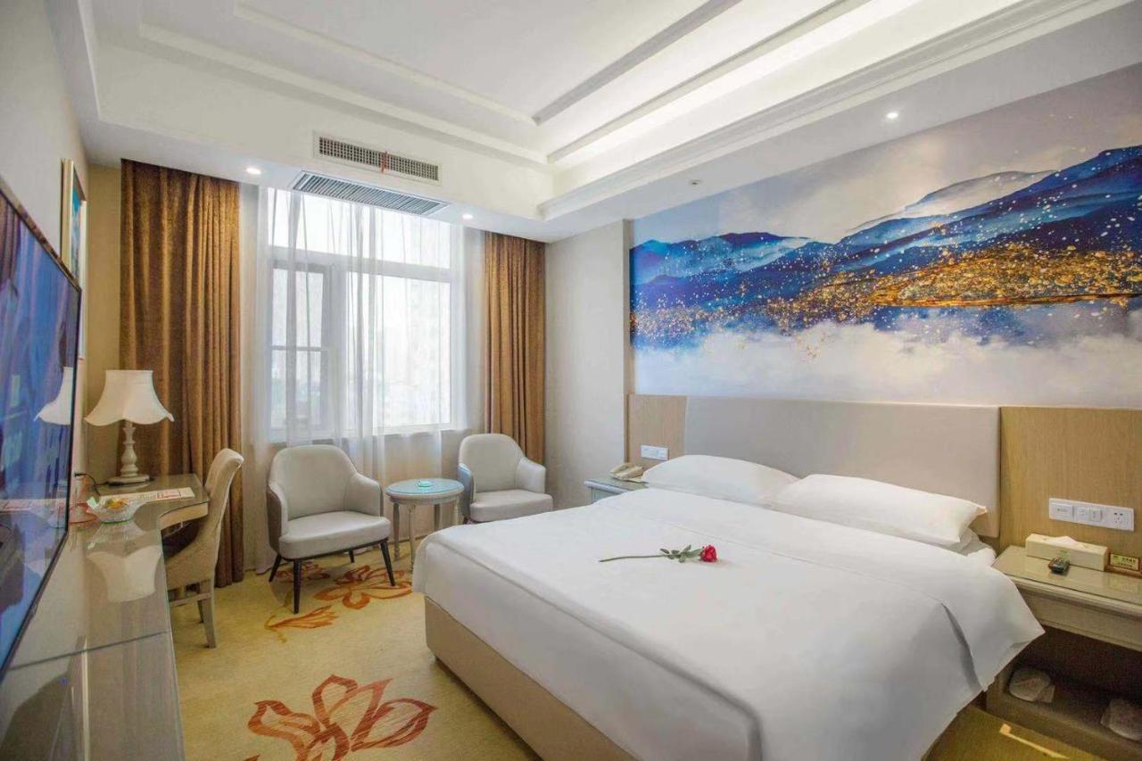 Vienna Hotel Nanyang People Road Zewnętrze zdjęcie